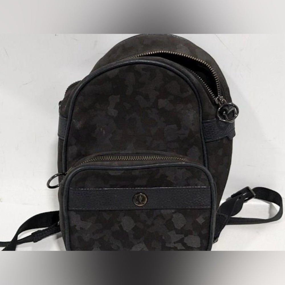 lululemon mini backpack
